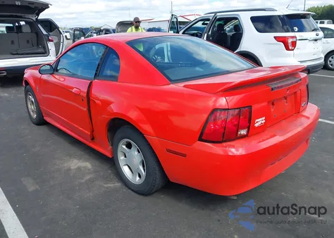 2000 Ford Mustang из США, поврежденный, VIN 1FAFP4040YF125706